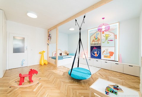 Návrh dětského pokoje: velkolepý prostor pokoje (25 m2) skýtá spoustu místa na hraní